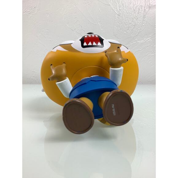 Funko Sanrio Pop Aggretsuko vinyl figure 9" tall - Picture 5 of 10